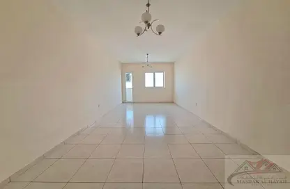 Apartment - 2 Bedrooms - 3 Bathrooms for rent in Taliatela Street - Al Nahda - Sharjah