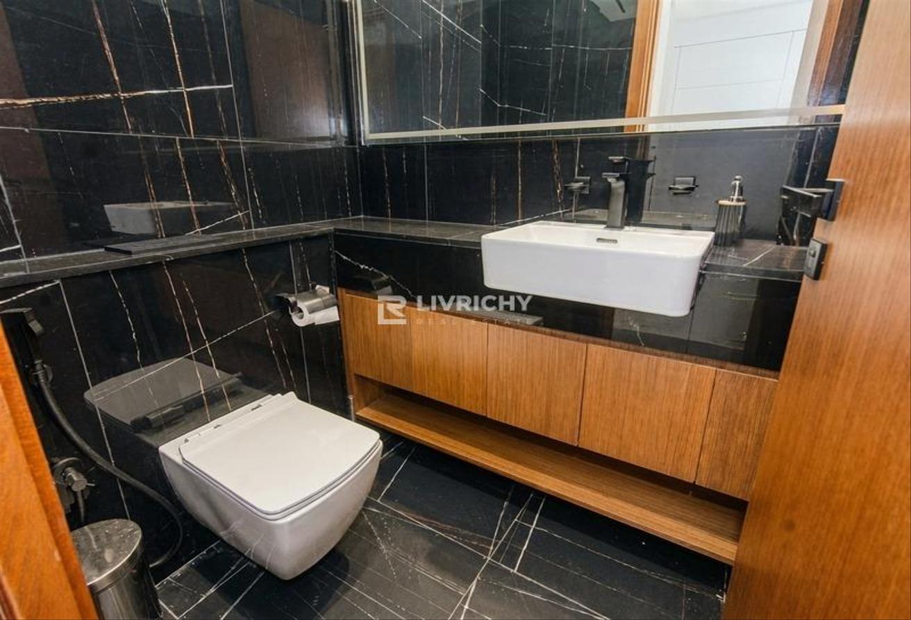 High Floor | Ready to Move In | Fully Furnished photo 10