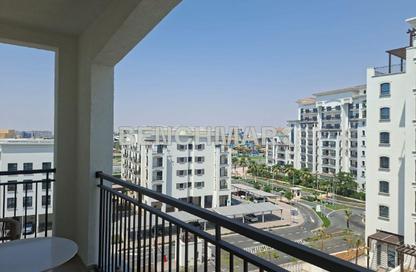 Apartment - 1 - 1 for sale in Views F - Yas Golf Collection - Yas Island - Abu Dhabi