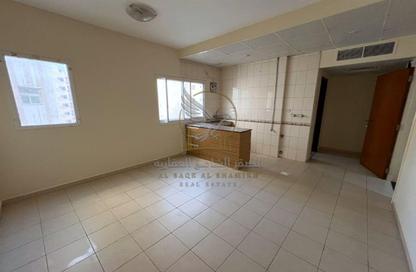 Apartment - Studio - 1 for rent in Al Mujarrah - Al Sharq - Sharjah