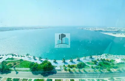 شقة - غرفة نوم - 2 حمامات للايجار في تايم مام ريزيدنس - شارع الكورنيش - أبوظبي