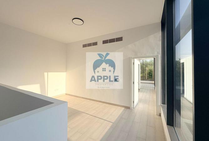 111424221 - Property Image 3