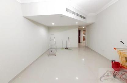 Apartment - 1 Bedroom - 2 Bathrooms for rent in Muwaileh 29 Building - Muwaileh - Sharjah