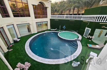 Villa - 7+ - 7+ for rent in Sector E - Emirates Hills - Dubai Villa - 7+ - 7+ for rent in Sector E - Emirates Hills - Dubai