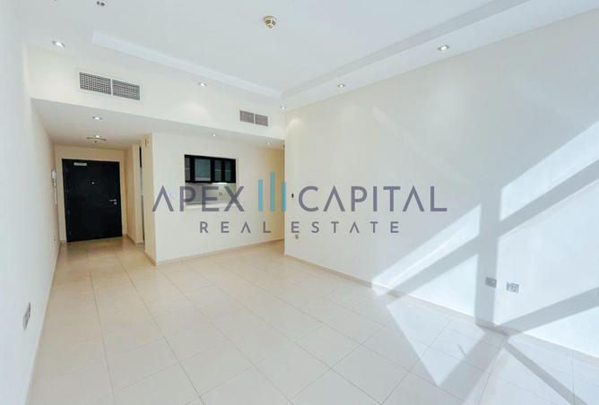 135637011 - Property Image 2