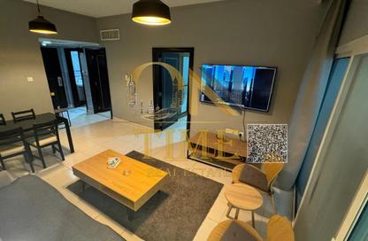 Apartment - 1 Bedroom - 2 Bathrooms for rent in Corniche Tower - Ajman Corniche Road - Ajman