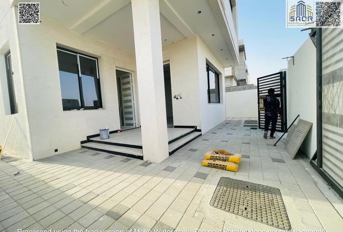 74642376 - Property Image 3