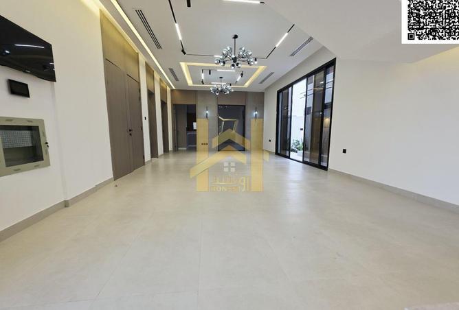 137869350 - Property Image 2