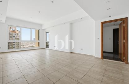 Apartment - 2 Bedrooms - 3 Bathrooms for rent in Marina Residences 6 - Marina Residences - Palm Jumeirah - Dubai