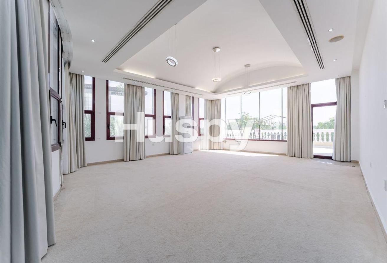 Vacant | Lake View | Private Spa photo 7