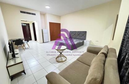 Apartment - Studio - 1 Bathroom for rent in Building V15 - Russia Cluster - International City - Dubai Apartment - Studio - 1 Bathroom for rent in Building V15 - Russia Cluster - International City - Dubai