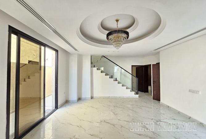 72719597 - Property Image 3