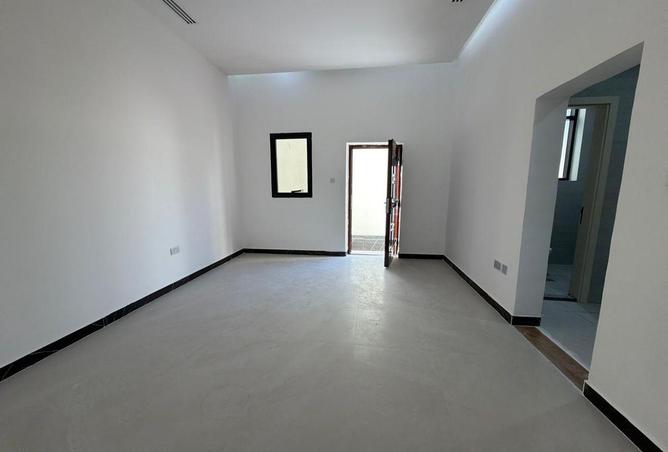 93163217 - Property Image 2