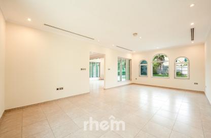 Villa - 3 Bedrooms - 4 Bathrooms for sale in Regional Small - Regional - Jumeirah Park - Dubai Villa - 3 Bedrooms - 4 Bathrooms for sale in Regional Small - Regional - Jumeirah Park - Dubai