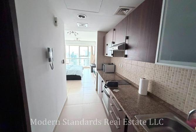 122905007 - Property Image 3
