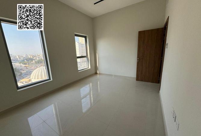 77399370 - Property Image 3