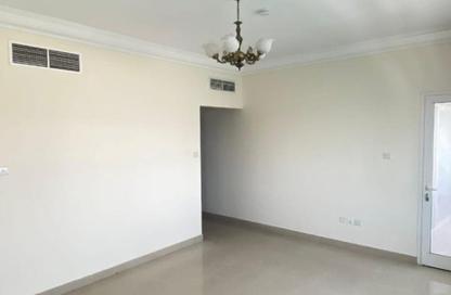 Apartment - 3 Bedrooms - 3 Bathrooms for rent in Al Khan Corniche - Al Khan - Sharjah