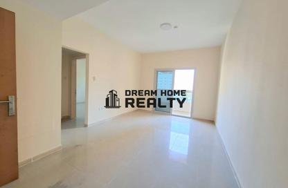 Apartment - 1 - 1 for rent in Sharjah 555 Tower - Al Khan Corniche - Al Khan - Sharjah