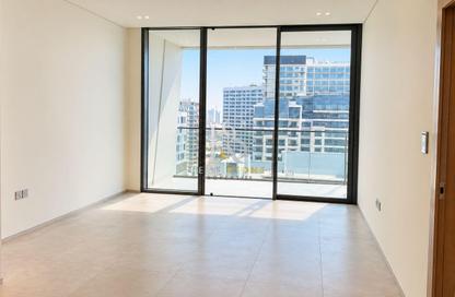 Apartment - 1 - 1 for rent in Binghatti Ivory - Dubai Healthcare City 2 - Al Jaddaf - Dubai