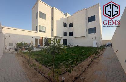 Villa - 7+ - 7+ for rent in Al Aweer 1 - Al Aweer - Dubai