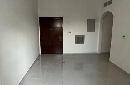 Apartment - 2 - 3 for rent in Ajman Industrial 1 - Ajman Industrial Area - Ajman Apartment - 2 - 3 for rent in Ajman Industrial 1 - Ajman Industrial Area - Ajman