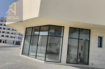 Shop - Studio - 1 Bathroom for rent in AlFalah - Muwaileh Commercial - Sharjah