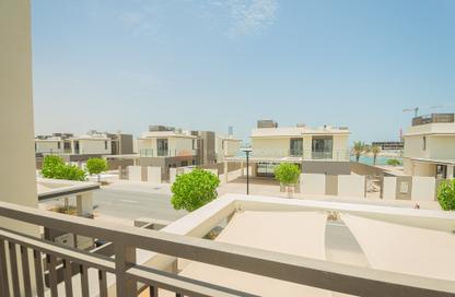 تاون هاوس - 2 غرف نوم - 3 حمامات للايجار في فالكون ايلاند نورث - جزيرة فالكون - قرية الحمرا - رأس الخيمة تاون هاوس - 2 غرف نوم - 3 حمامات للايجار في فالكون ايلاند نورث - جزيرة فالكون - قرية الحمرا - رأس الخيمة