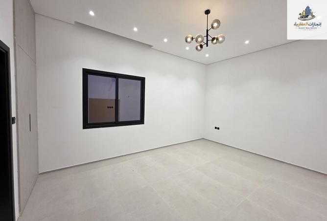 70268440 - صورة العقار 3