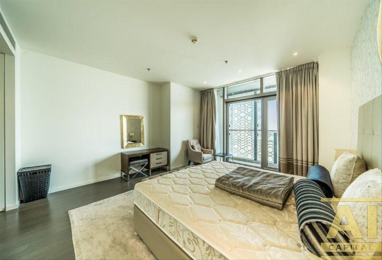4 Bedroom | Fully Furnished | Spacious Living photo 15