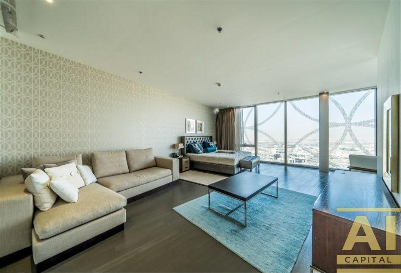 4 Bedroom | Fully Furnished | Spacious Living photo 11