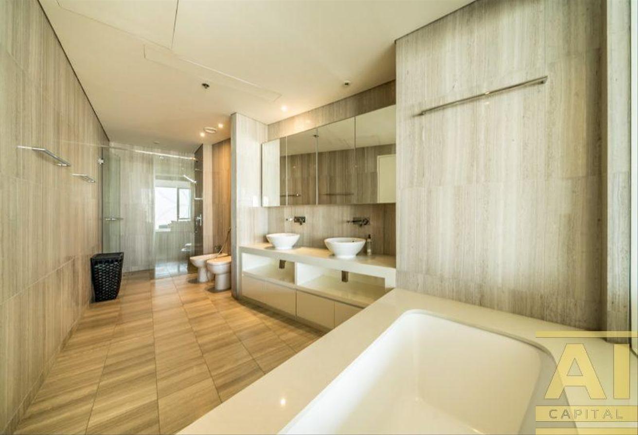 4 Bedroom | Fully Furnished | Spacious Living photo 19