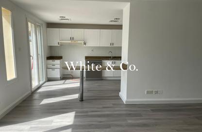Villa - 2 Bedrooms - 3 Bathrooms for rent in Springs 15 - The Springs - Dubai Villa - 2 Bedrooms - 3 Bathrooms for rent in Springs 15 - The Springs - Dubai
