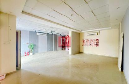 Shop - Studio - 1 for rent in Building X07 - England Cluster - International City - Dubai Shop - Studio - 1 for rent in Building X07 - England Cluster - International City - Dubai
