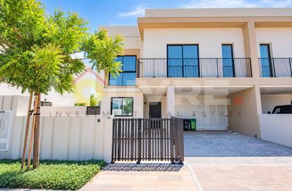 Villa - 4 - 6 for sale in The Magnolias - Yas Acres - Yas Island - Abu Dhabi