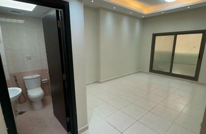 Apartment - 1 Bedroom - 2 Bathrooms for rent in Paradise Lakes Tower B6 - Paradise Lakes Towers - Emirates City - Ajman