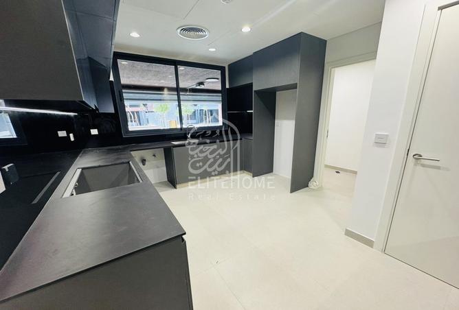 144177618 - Property Image 2