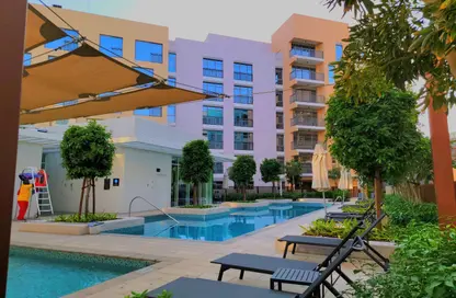 شقة - غرفة نوم - 1 حمام للايجار في أبتاون الزاهية - الزاهية - تجارية مويلح - الشارقة