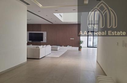 Villa - 5 - 5 for rent in Al Aweer 1 - Al Aweer - Dubai Villa - 5 - 5 for rent in Al Aweer 1 - Al Aweer - Dubai
