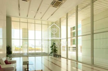 Apartment - 1 Bedroom - 2 Bathrooms for sale in RAK Tower - Marina Square - Al Reem Island - Abu Dhabi Apartment - 1 Bedroom - 2 Bathrooms for sale in RAK Tower - Marina Square - Al Reem Island - Abu Dhabi