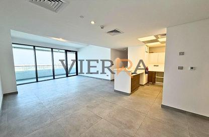 Apartment - 3 - 4 for rent in Al Sail Tower - Al Dana - Al Raha Beach - Abu Dhabi