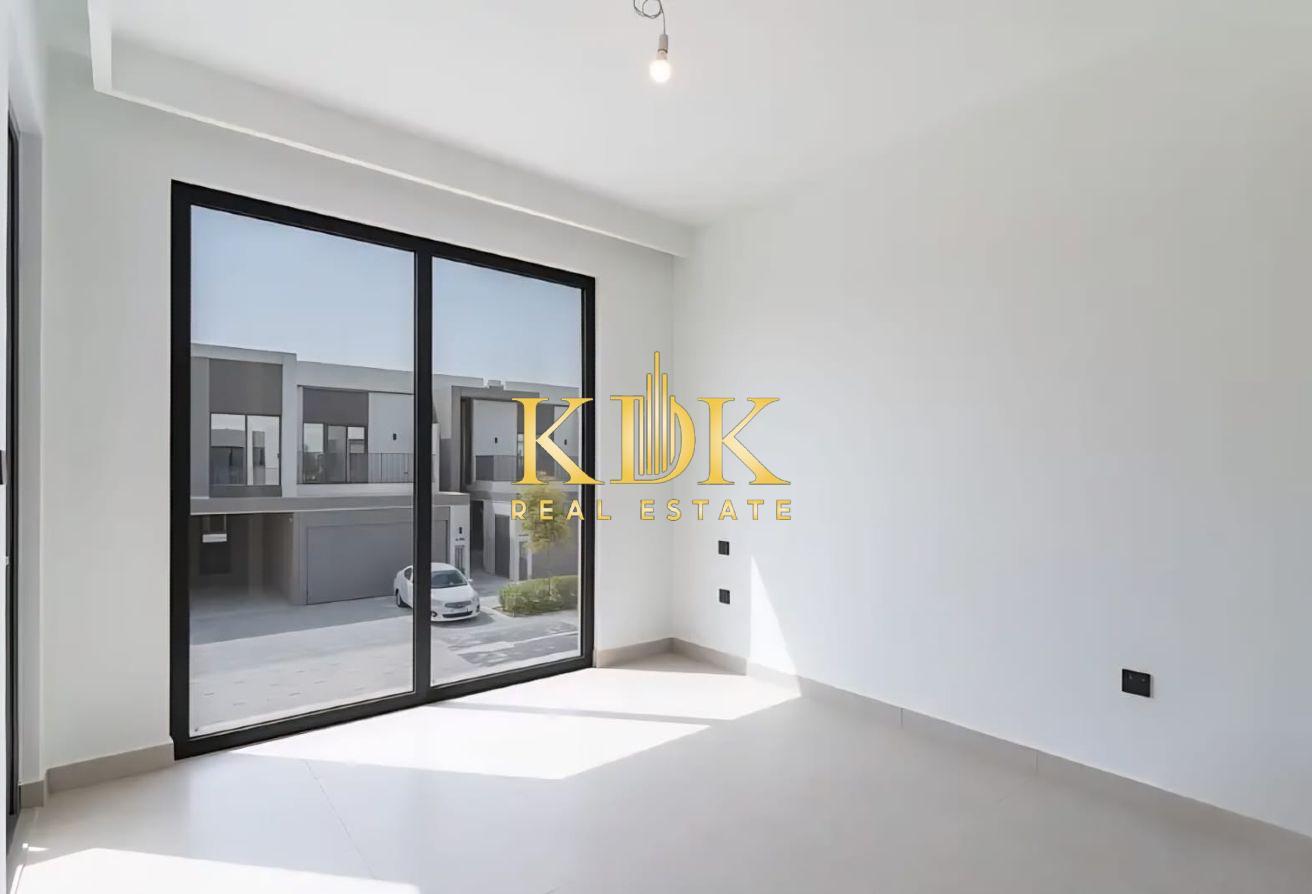 Coming Soon | Landscaped | Single Row photo 5