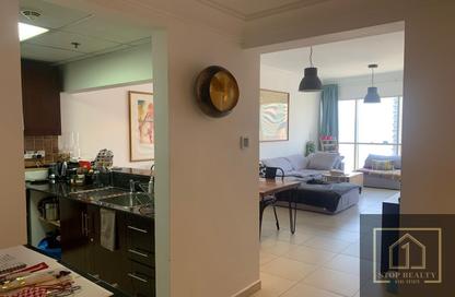Apartment - 1 Bedroom - 2 Bathrooms for rent in Lake Shore Tower - JLT Cluster Y - Jumeirah Lake Towers - Dubai