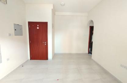 Apartment - 1 - 1 for rent in Muwailih Building - Muwaileh - Sharjah