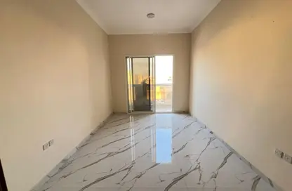 شقة - غرفة نوم - 2 حمامات للايجار في 1 المويهات - المويهات - عجمان