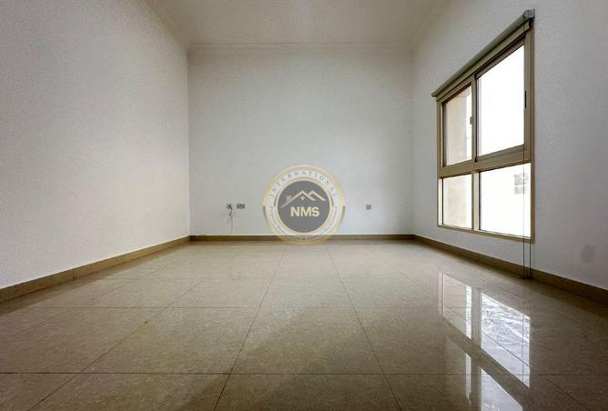 56137115 - Property Image 3