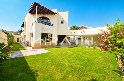 Villa - 3 - 4 for rent in Umm Suqeim 1 Villas - Umm Suqeim 1 - Umm Suqeim - Dubai Villa - 3 - 4 for rent in Umm Suqeim 1 Villas - Umm Suqeim 1 - Umm Suqeim - Dubai