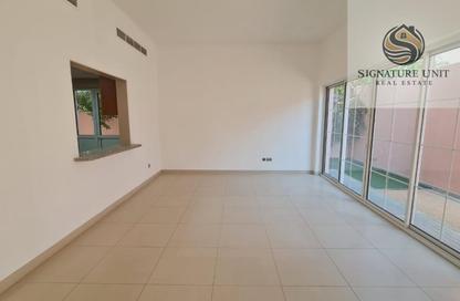 Villa - 4 - 5 for rent in Nad Al Sheba Villas - Nad Al Sheba 3 - Nad Al Sheba - Dubai Villa - 4 - 5 for rent in Nad Al Sheba Villas - Nad Al Sheba 3 - Nad Al Sheba - Dubai