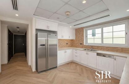 Villa - 3 - 4 for rent in District 7 - Jumeirah Park - Dubai