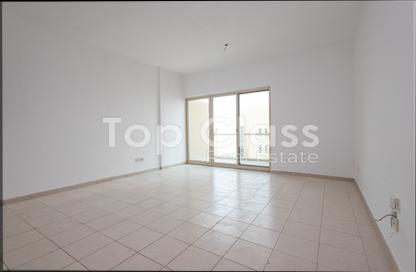Apartment - 1 - 1 for rent in Al Ghozlan 3 - Al Ghozlan - Greens - Dubai Apartment - 1 - 1 for rent in Al Ghozlan 3 - Al Ghozlan - Greens - Dubai