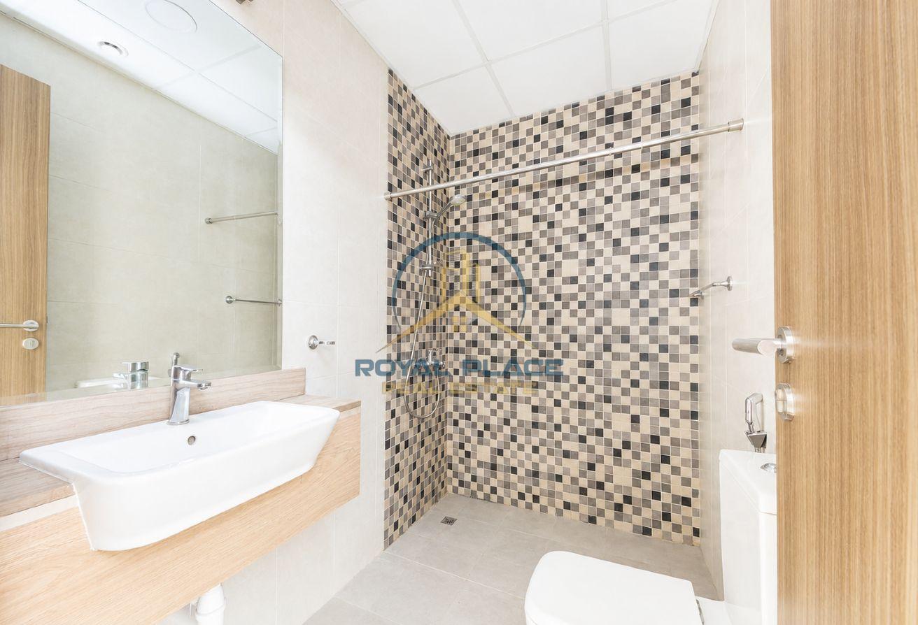 CHILLER FREE |FULLY FURNISHED|NEAREST TO METRO photo 8
